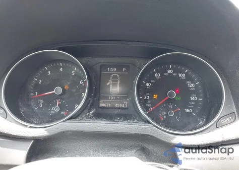 2018 Volkswagen Passat 2.0T R-Line/2.0T S z USA, uszkodzony, nr VIN 1VWAA7A37JC031164